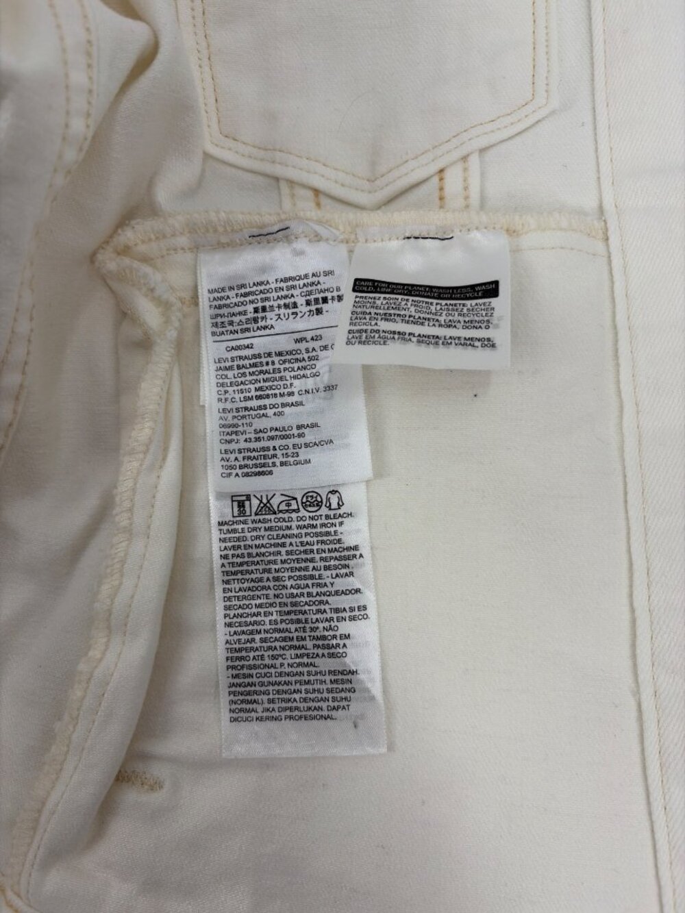 Levis Womens Small Denim Jacket Ivory Button-Front Silver Trim Casual Western - Picture 4 of 11